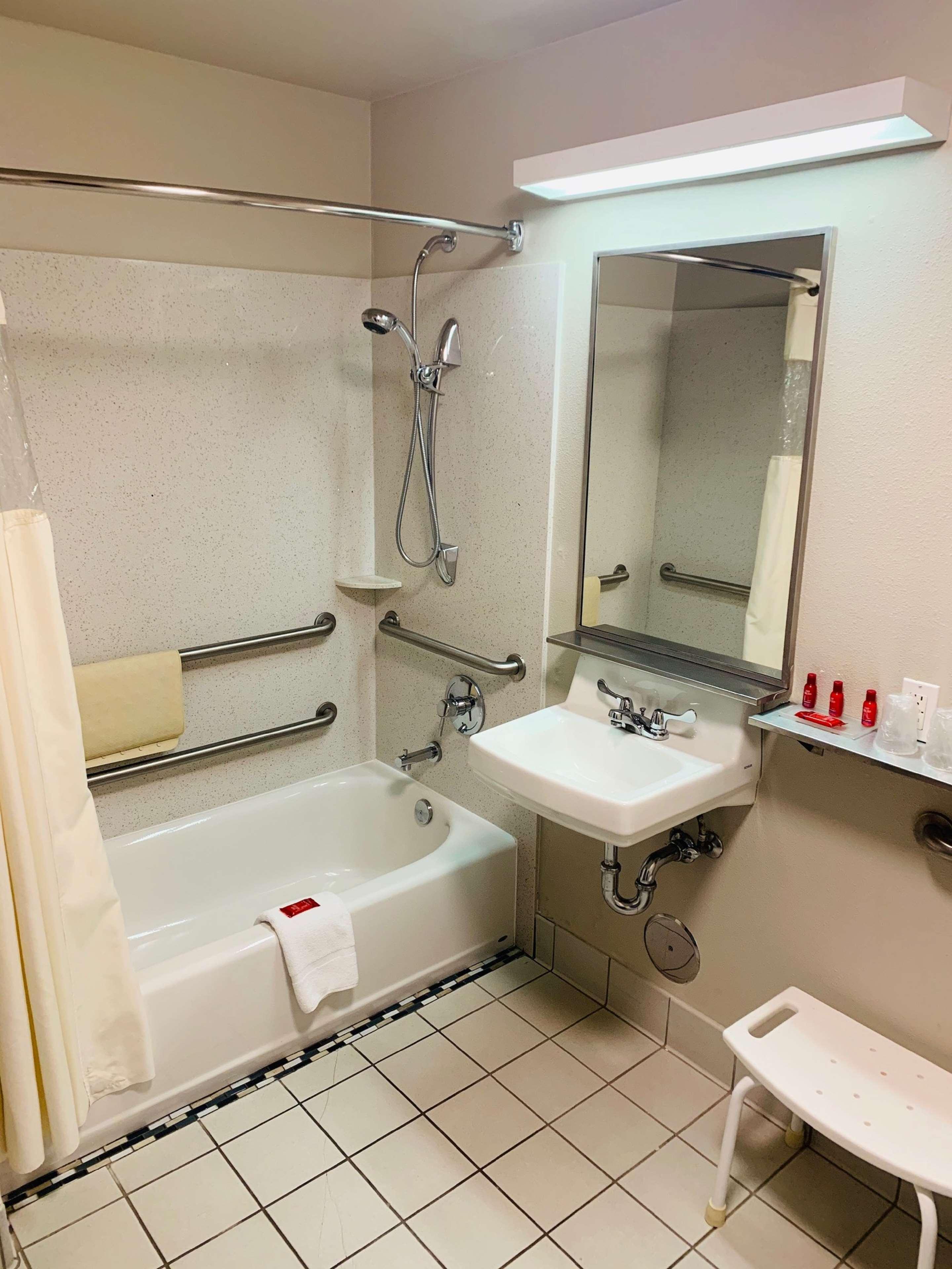 SureStay Plus Hotel by Best Western Redding Exterior foto