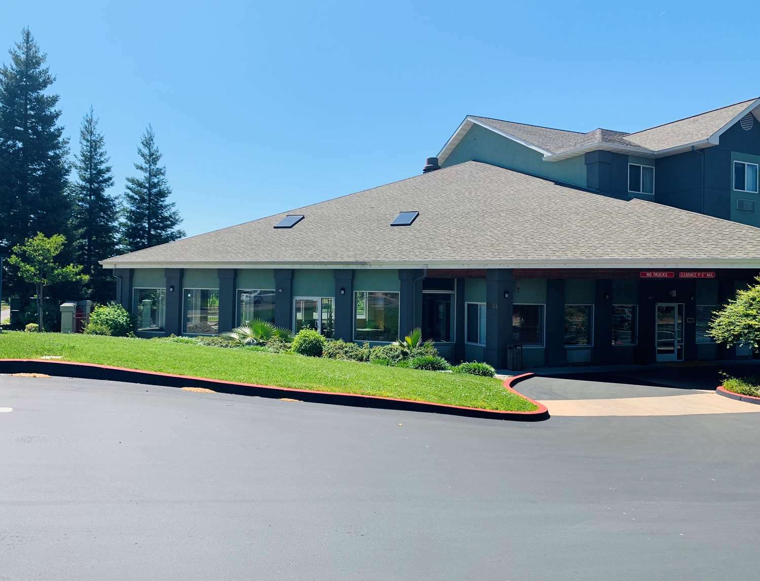 SureStay Plus Hotel by Best Western Redding Exterior foto