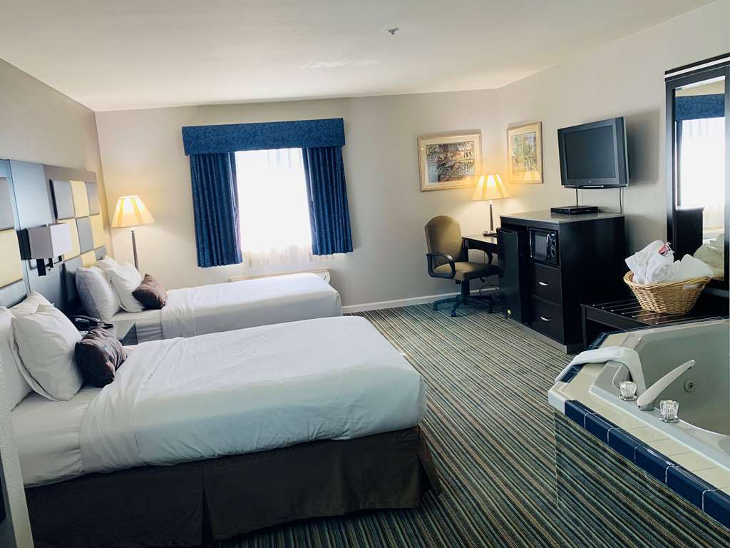 SureStay Plus Hotel by Best Western Redding Zimmer foto