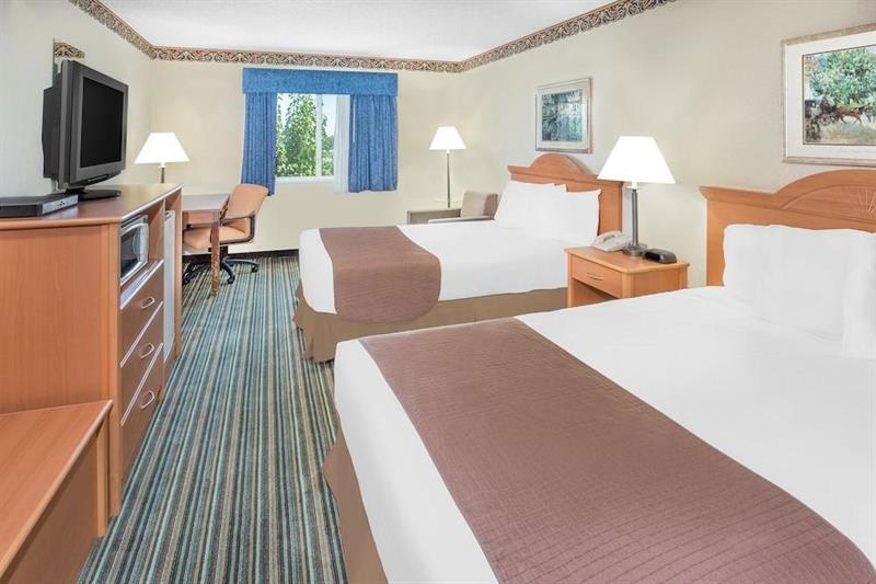 SureStay Plus Hotel by Best Western Redding Exterior foto
